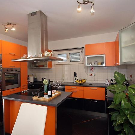 Apartment Petra Supetar Exterior photo