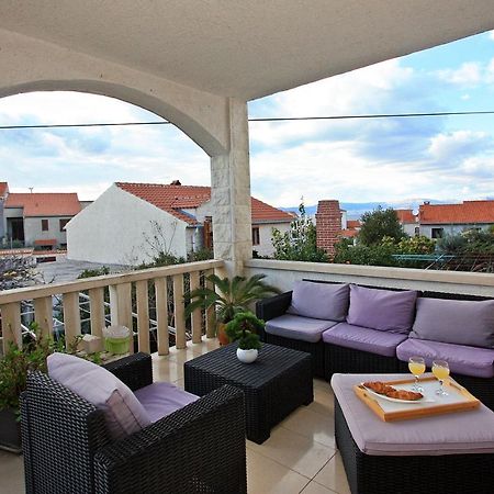 Apartment Petra Supetar Exterior photo